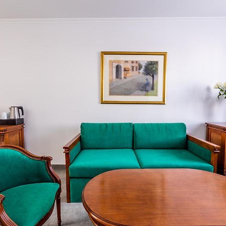 Hotel Pod Zlota Roza Kielce Cameră foto
